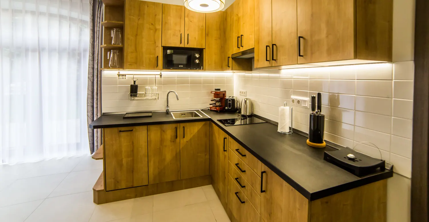 DOM Bútorgyártó és Kereskedelmi Kft.